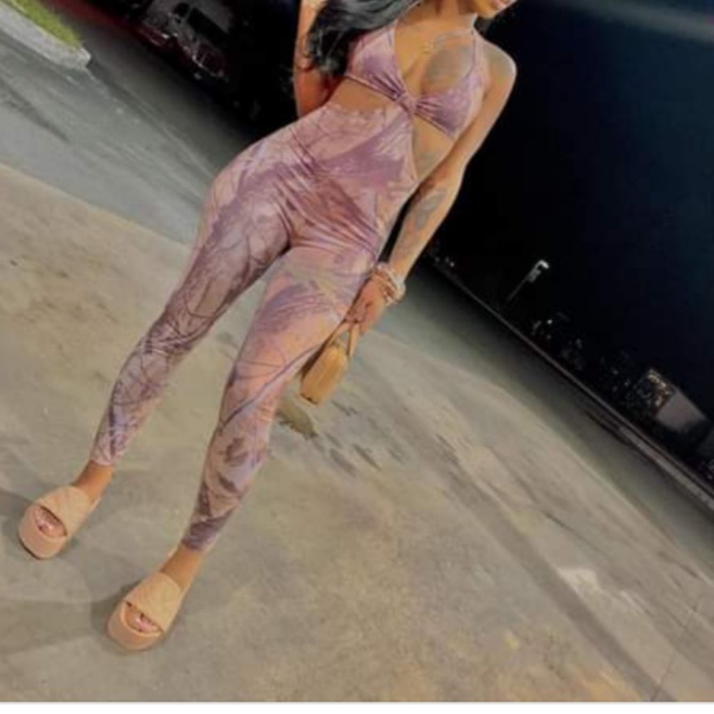 Tie wrap sleeveless Jumpsuit
